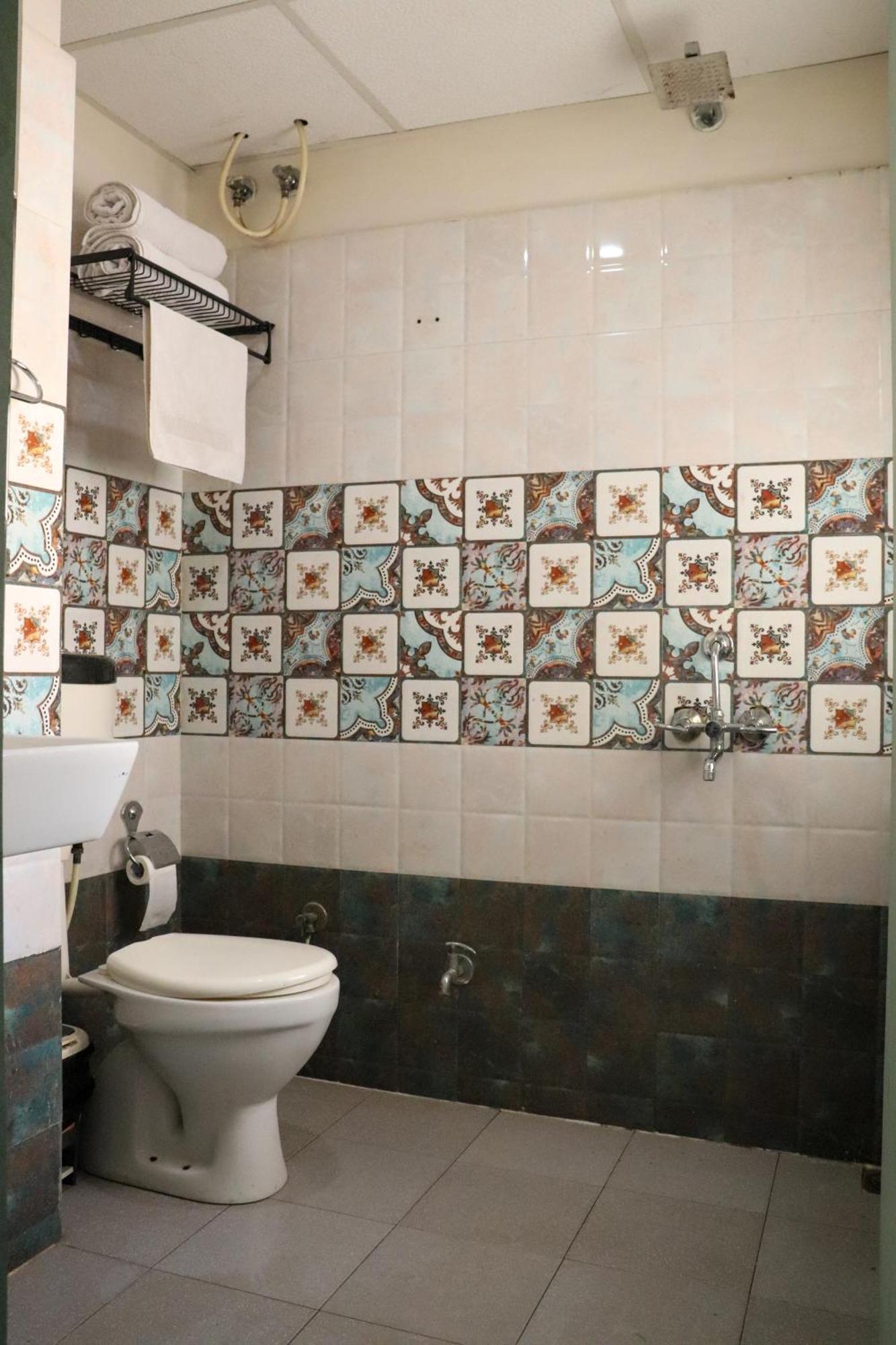 فندق Blue Door Būndi المظهر الخارجي الصورة